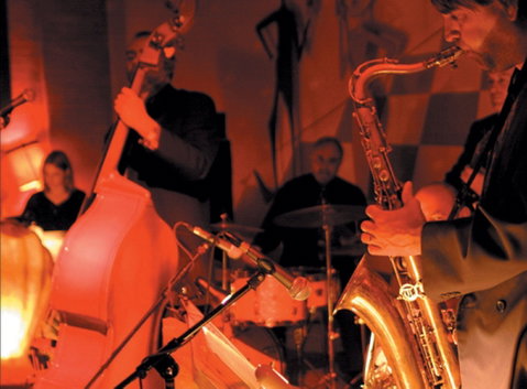 The Pearly Shells Feat. Julie O'Hara - Great Ocean Road Restaurant 0