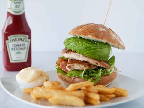 Moo Gourmet Burgers - Great Ocean Road Restaurant 2