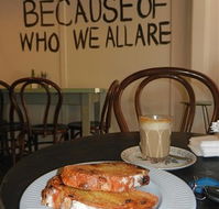 Little Lucky Cafe - Great Ocean Road Restaurant