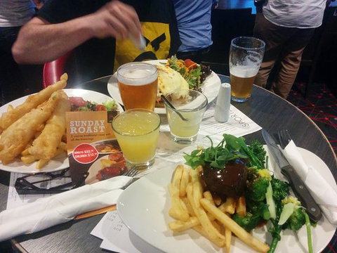 Phoenix Hotel - Great Ocean Road Restaurant 0