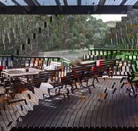 Brown Hill Hotel - Great Ocean Road Restaurant