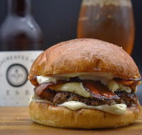 Monroe's Burgers  Beers - Great Ocean Road Restaurant