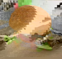 Dooloneys Chippery - Great Ocean Road Restaurant