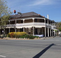 Seven Creeks Hotel - Great Ocean Road Restaurant