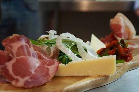 Volpino Pizzeria & Wine Bar - Great Ocean Road Restaurant 0
