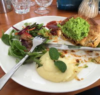 Lake Edge Cafe - Great Ocean Road Restaurant