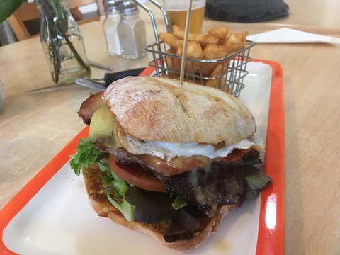 Jingellic Pub - Great Ocean Road Restaurant 0