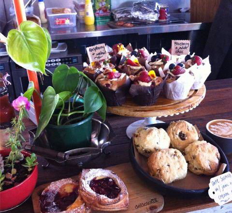 Cafe In Tokyo - Great Ocean Road Restaurant 17