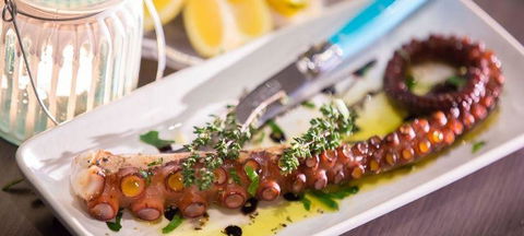 The Essendon Bar - Great Ocean Road Restaurant 1