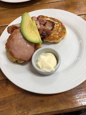 Artiste Espresso Bar - Great Ocean Road Restaurant 0