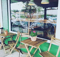 The Courtyard Coffee Shop - Great Ocean Road Restaurant