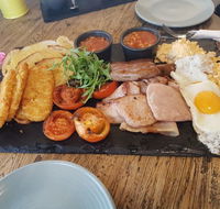 Warnies Cafe - Great Ocean Road Restaurant