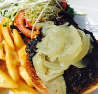 Adelaide Hotel - Great Ocean Road Restaurant