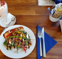 Brownie's On Budgewoi - Great Ocean Road Restaurant