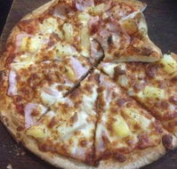 Crust Gourmet Pizza Bar Woolongong - Great Ocean Road Restaurant