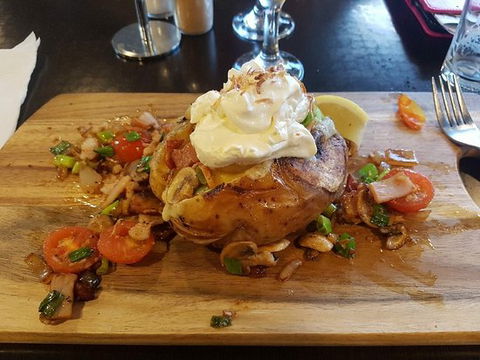 Deniliquin RSL Club - Great Ocean Road Restaurant 0