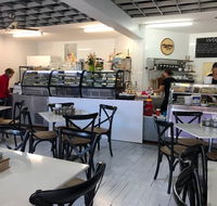 EClairs Coffe Shop - Great Ocean Road Restaurant
