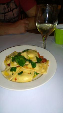 Friends Pizza Restaurant - Great Ocean Road Restaurant 0