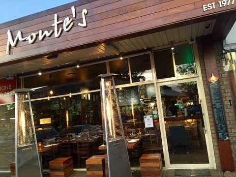 Montes - Great Ocean Road Restaurant 0