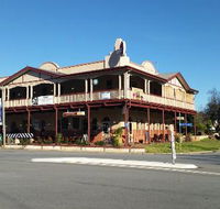The Royal Hotel - Great Ocean Road Restaurant
