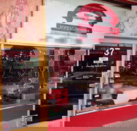 Aj's Pizza And Charcoal Chicken - Great Ocean Road Restaurant