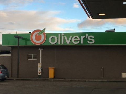 Oliver's Goulburn - Great Ocean Road Restaurant 0
