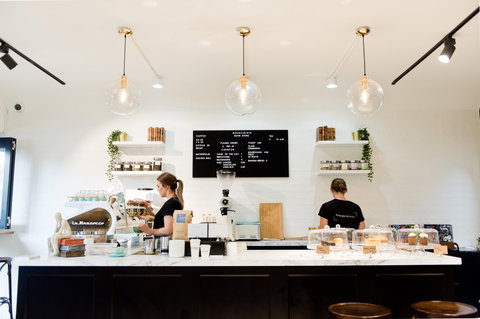 Bouquiniste - Great Ocean Road Restaurant 1