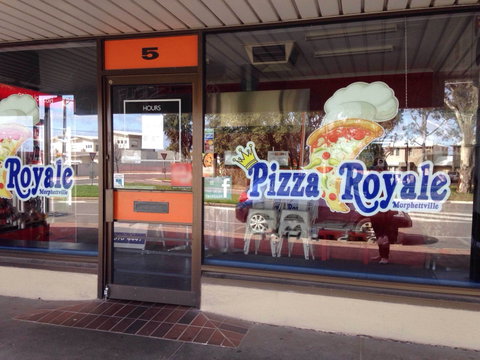 Pizza Royale - Great Ocean Road Restaurant 0