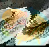 Queen Bee Cafe - Great Ocean Road Restaurant