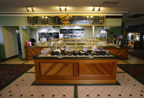 Macey's Bistro - Great Ocean Road Restaurant 2