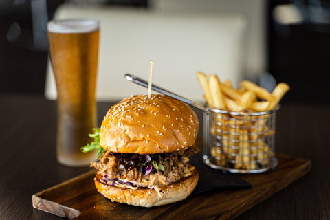 Pebbles Restaurant And Spike Bar - Great Ocean Road Restaurant 1