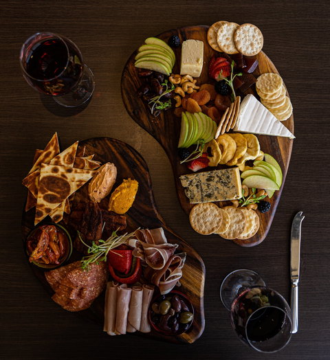 Pebbles Restaurant And Spike Bar - Great Ocean Road Restaurant 2