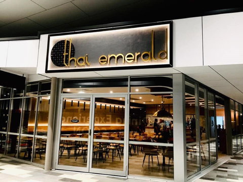 Thai Emerald - Great Ocean Road Restaurant 0