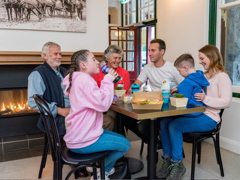 The Caves Cafe - Great Ocean Road Restaurant 0