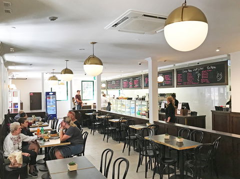 The Caves Cafe - Great Ocean Road Restaurant 2