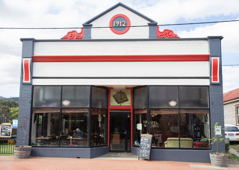 The Red Velvet Lounge - Great Ocean Road Restaurant 0