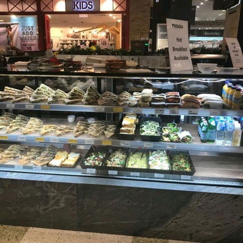 Rozzis Fresh Kitchen - Great Ocean Road Restaurant 0