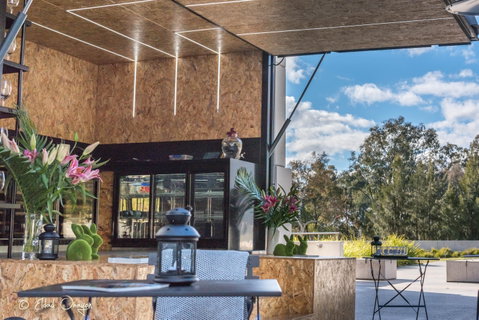 The Pop Inn By Wine Bar Co. - Great Ocean Road Restaurant 1