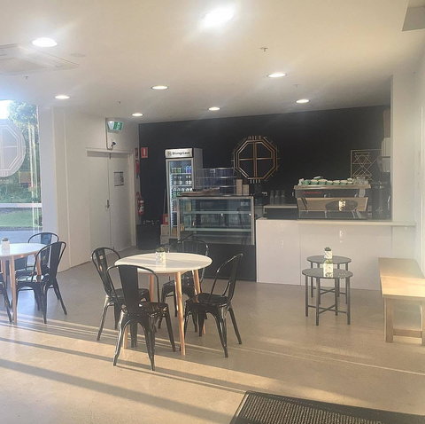 Avenue Perk - Great Ocean Road Restaurant 0