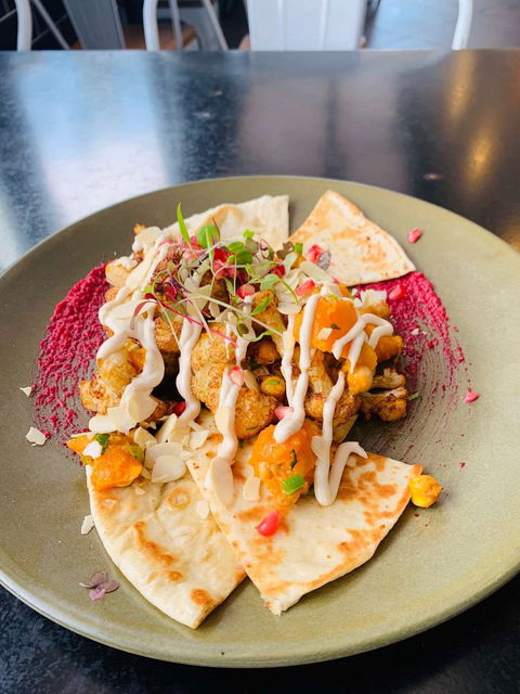 Cafe El's - Great Ocean Road Restaurant 0