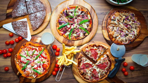 New Yorker Pizza - Great Ocean Road Restaurant 0