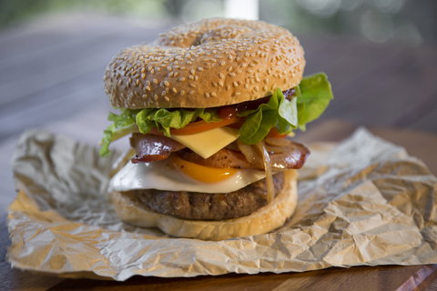 Bucking Bull - Cloverdale - Great Ocean Road Restaurant 0