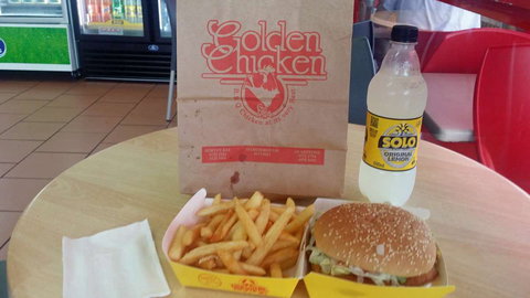 Golden Chicken - Great Ocean Road Restaurant 0