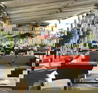 Tradewinds Hotel - Bar and Bistro - Great Ocean Road Restaurant