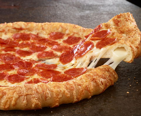 Pizza Hut - Maroochydore - Great Ocean Road Restaurant 0
