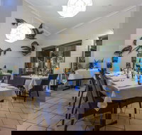 Wild Prawn Cafe Bar and Grill - Great Ocean Road Restaurant