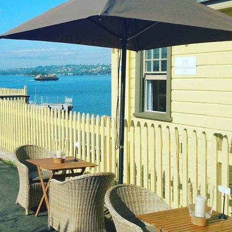 East Coast Lounge - Great Ocean Road Restaurant 0