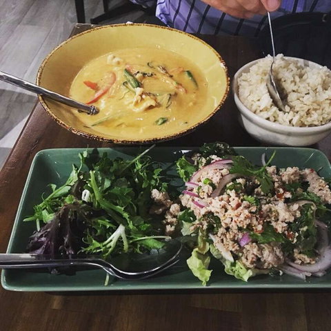 Inthanon Thai - Great Ocean Road Restaurant 0