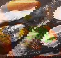 Quang Vinh - Great Ocean Road Restaurant