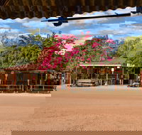Daly Waters Historic Pub - Great Ocean Road Restaurant